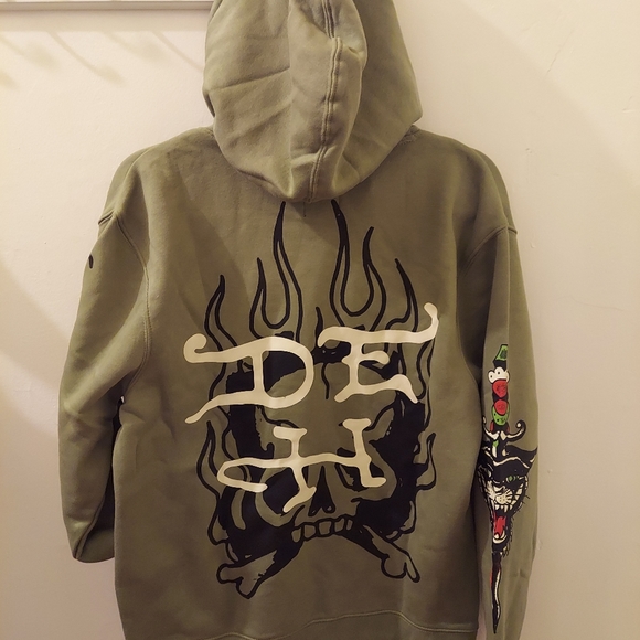 Ed Hardy Hoodie - Picture 6 of 7